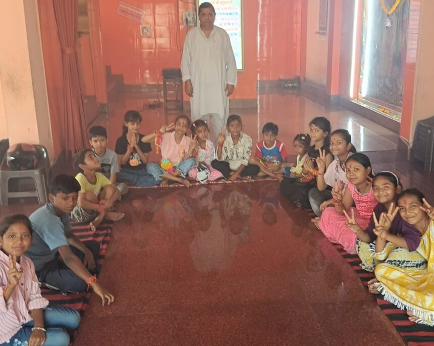 देवी आराधना का यह महापर्व हमें सत्य साहस और करुणा के मार्ग पर चलने की प्रेरणा देता है:गुरुजी 1
